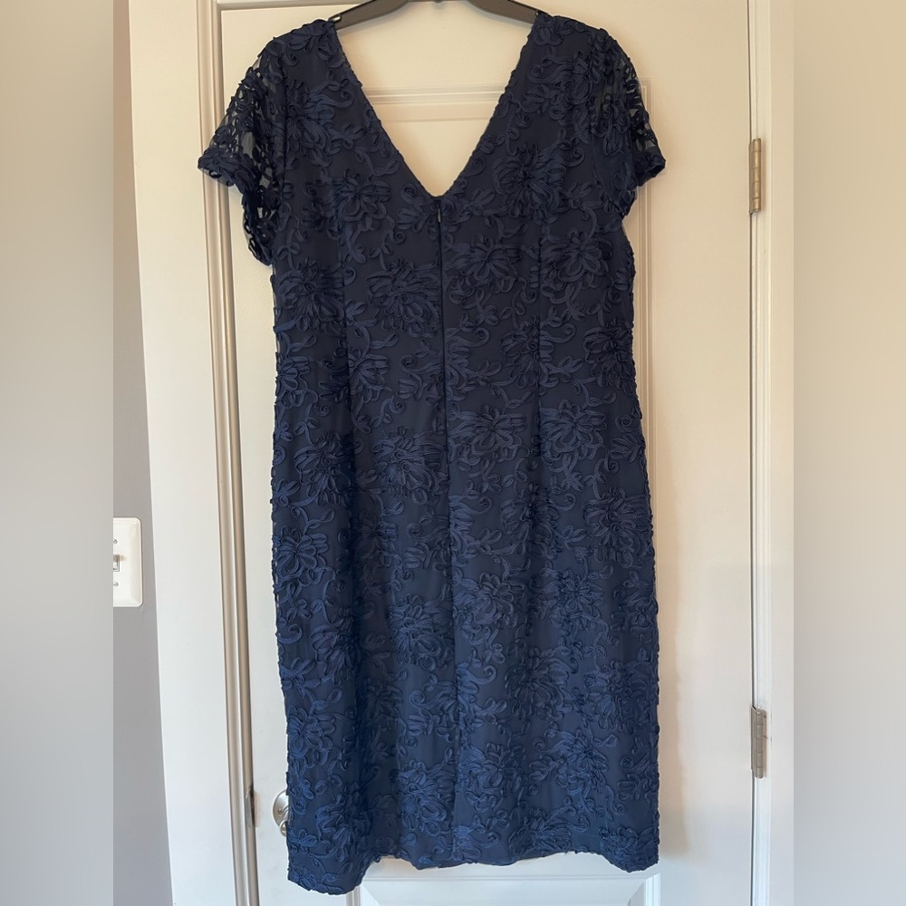 Like New Plus Size Js Collections Navy Cocktail D… - image 4